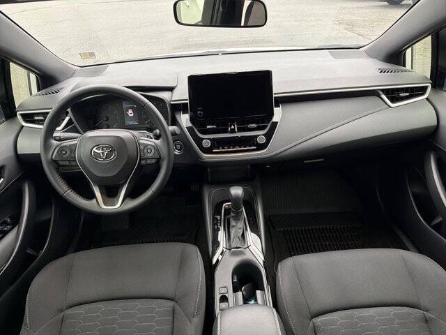 2024 Toyota Corolla Hatchback SE