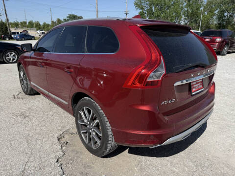 2017 Volvo XC60 T6 Dynamic