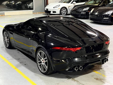 2015 Jaguar F-TYPE R