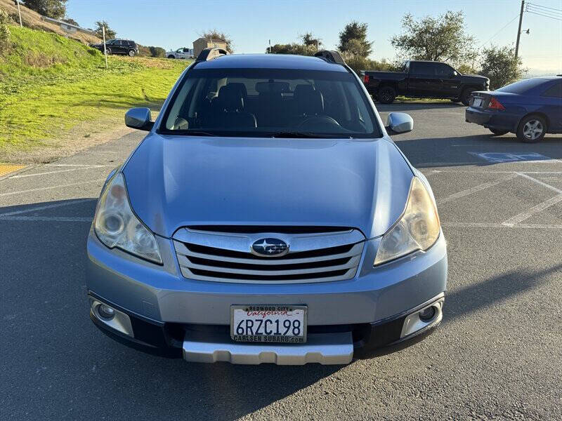 2011 Subaru Outback 2.5i Limited