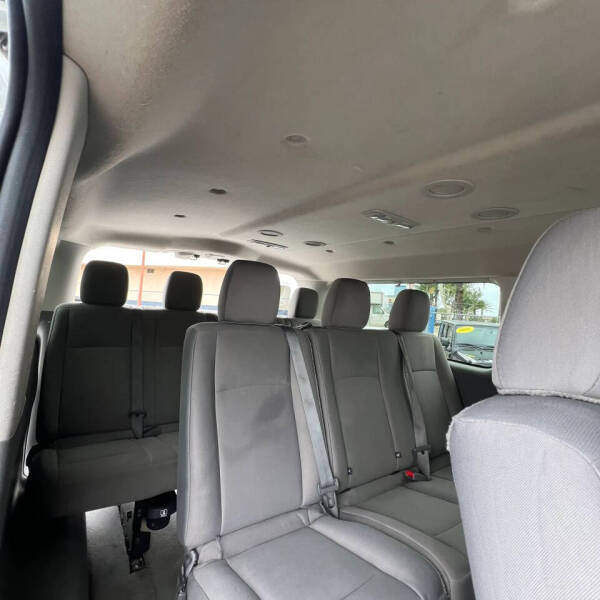 2015 Nissan NV