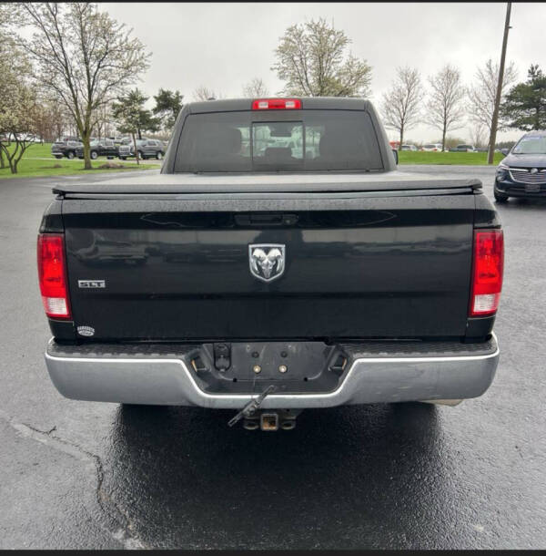 2017 RAM 1500 SLT