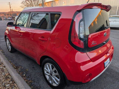 2018 Kia Soul +