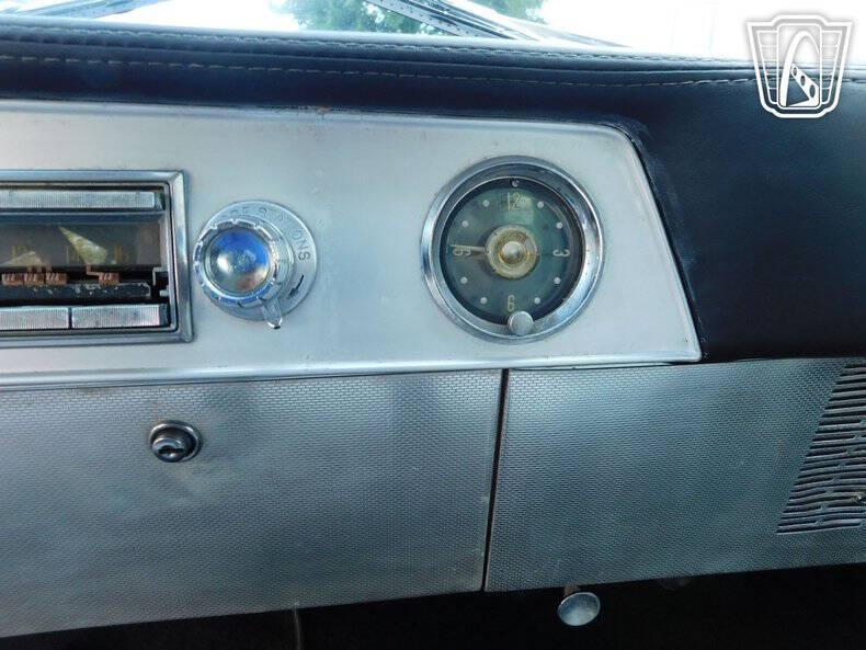 1957 Packard Clipper