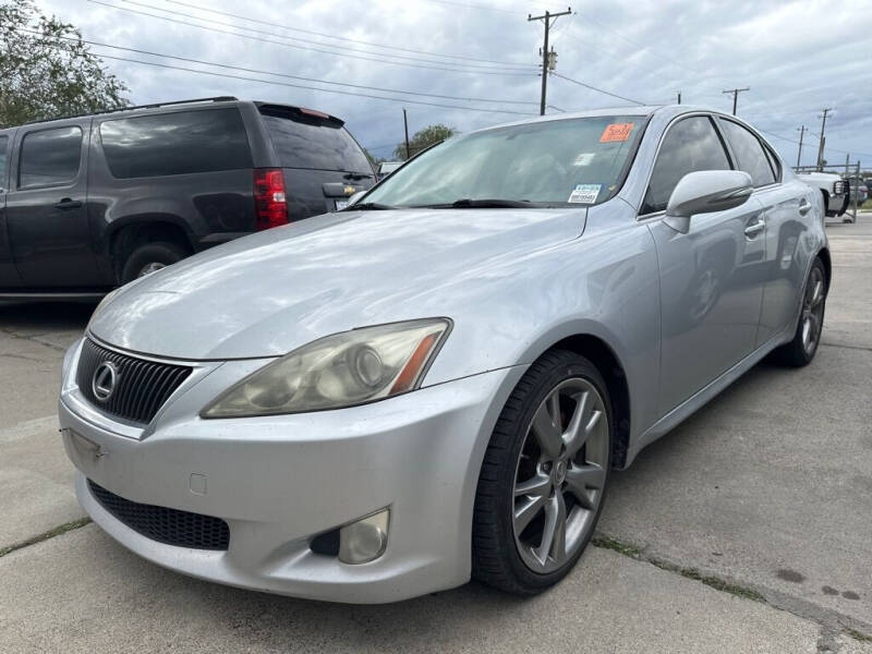 2010 Lexus IS 250's photo