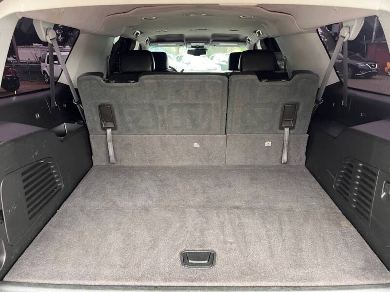 2017 Chevrolet Suburban LT