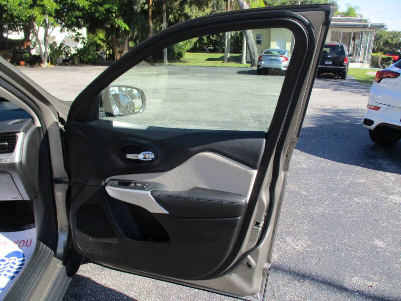 2017 Jeep Cherokee Latitude