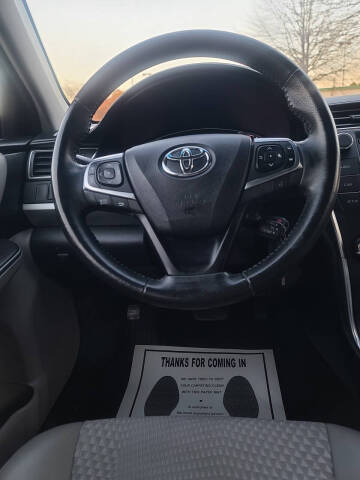 2016 Toyota Camry SE