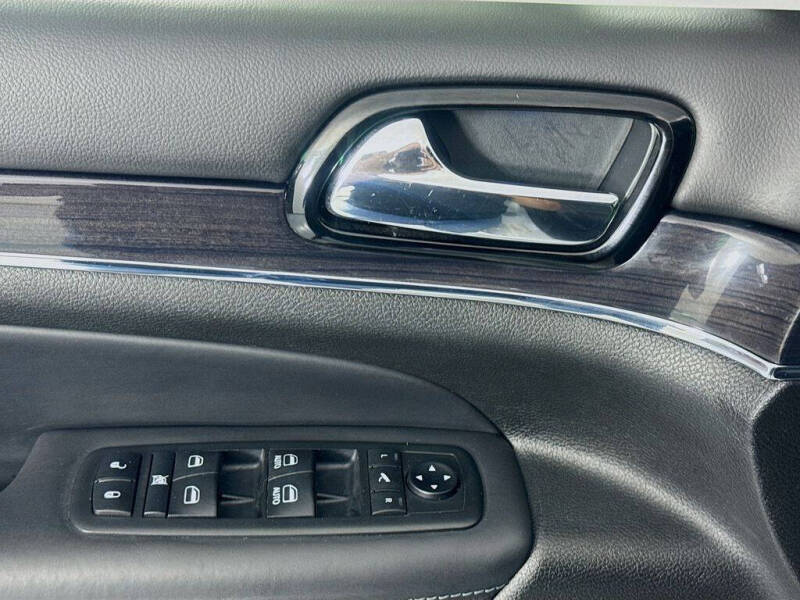 2020 Jeep Grand Cherokee Overland