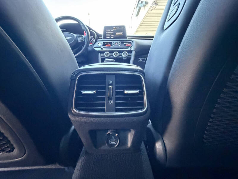 2019 Genesis G70 3.3T Advanced