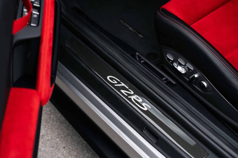 2018 Porsche 911 GT2 RS