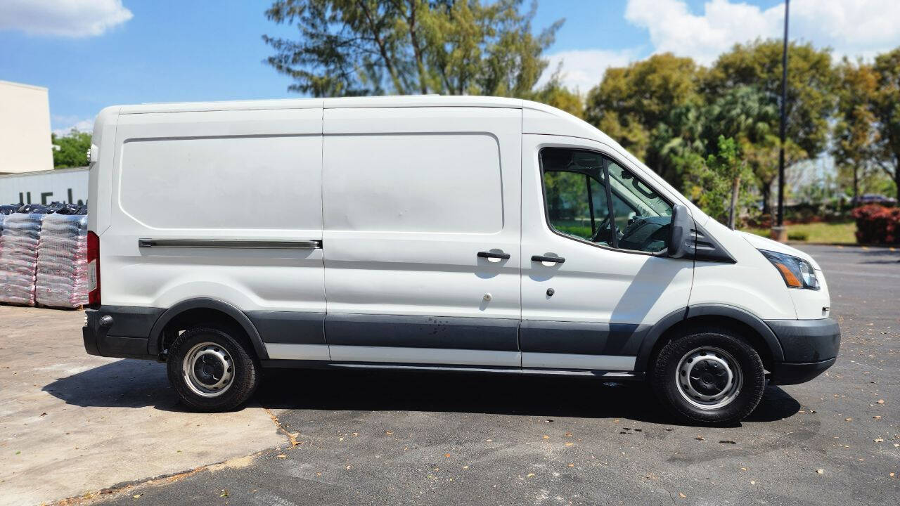 2015 Ford Transit  - $20,900