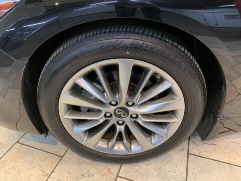 2022 Infiniti Q50 Luxe