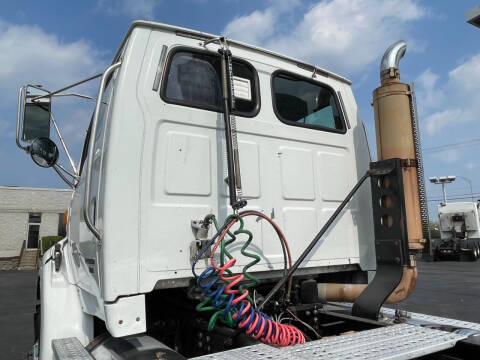 2007 Sterling AT9500 Series