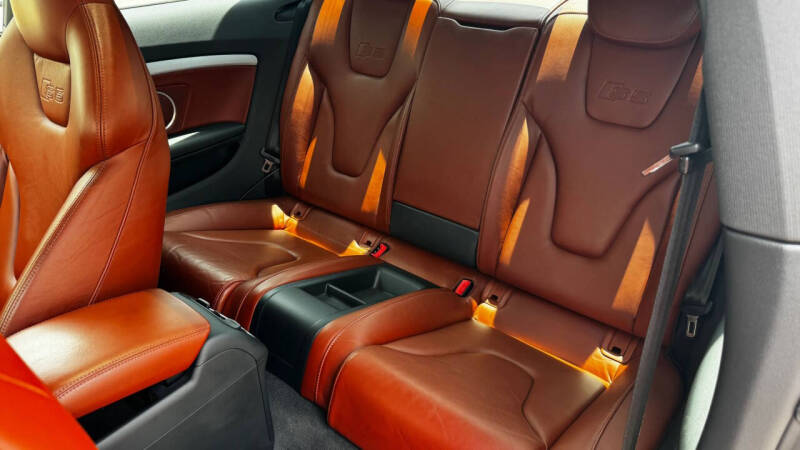 2009 Audi S5 quattro