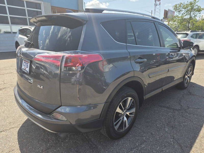 2017 Toyota RAV4 XLE