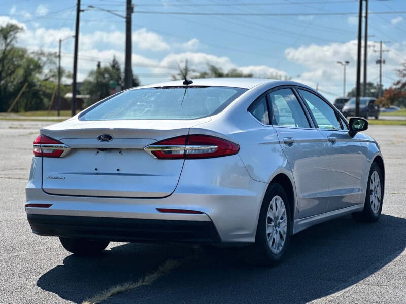 2019 Ford Fusion S