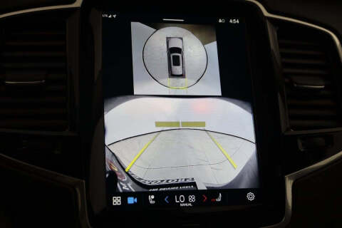 2025 Volvo XC90 B5 Plus Bright Theme