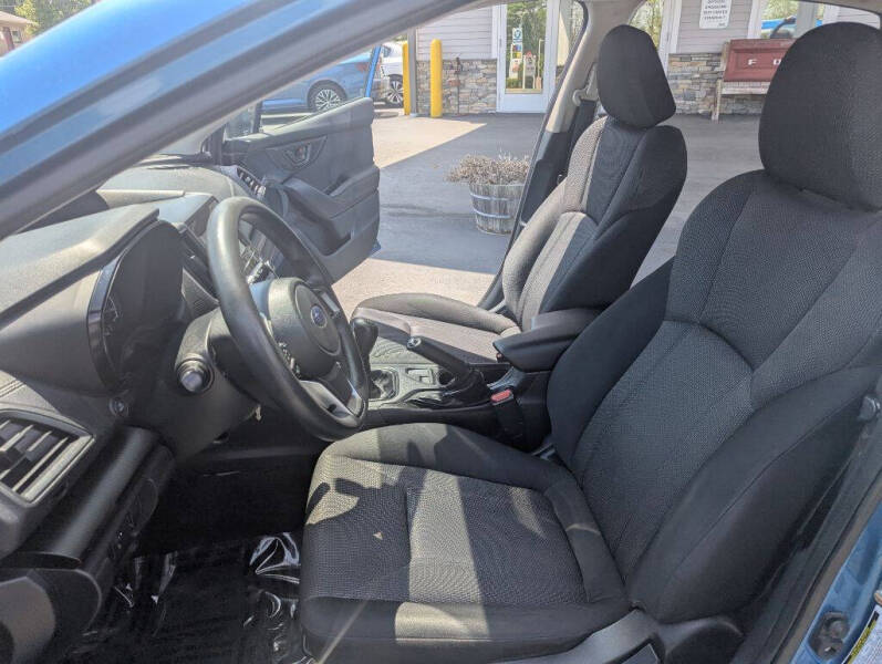 2017 Subaru Impreza 2.0i