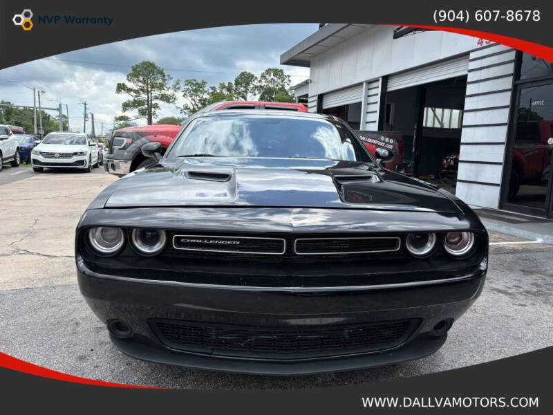 2015 Dodge Challenger SXT