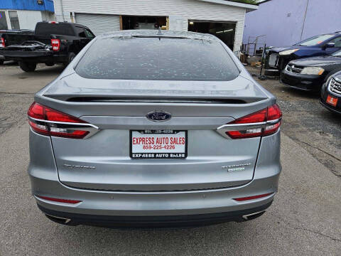 2020 Ford Fusion Titanium