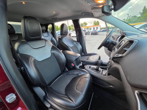 2019 Jeep Cherokee Latitude Plus