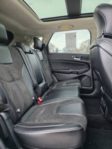 2016 Ford Edge Sport