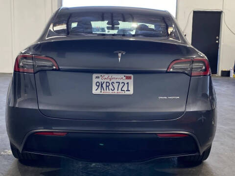 2023 Tesla Model Y Long Range