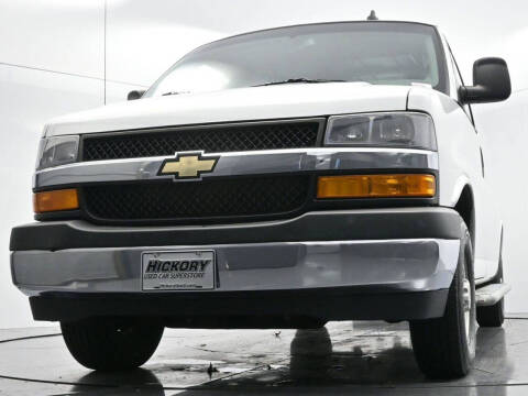 2022 Chevrolet Express 2500