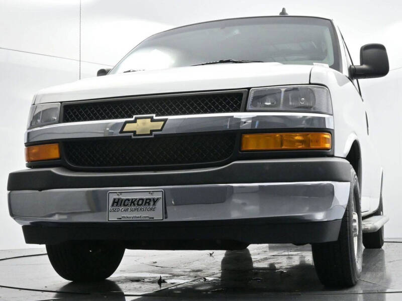 2022 Chevrolet Express 2500