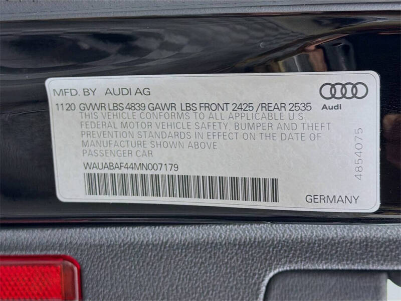 2021 Audi A4 quattro Premium 40 TFSI