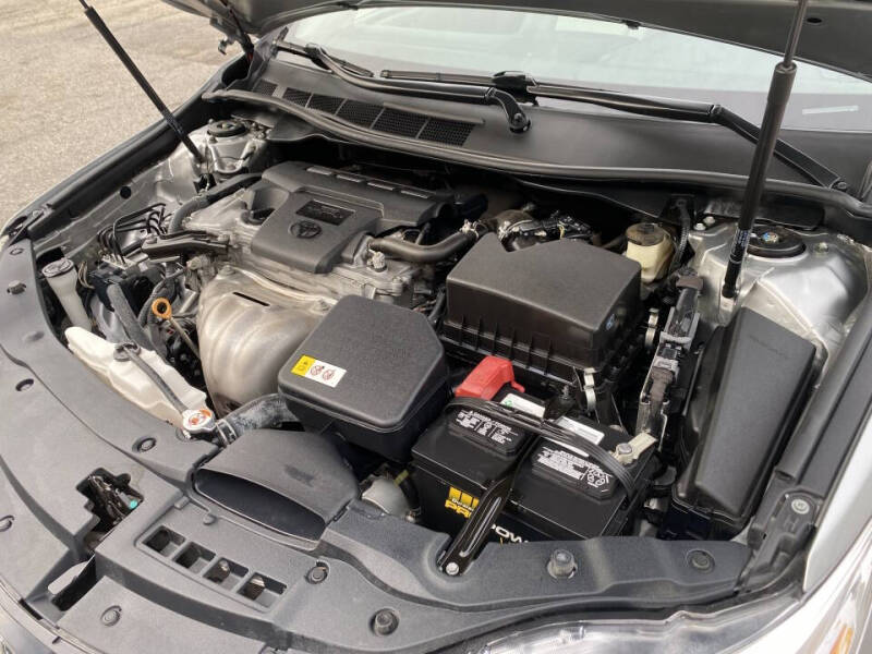 2017 Toyota Camry LE