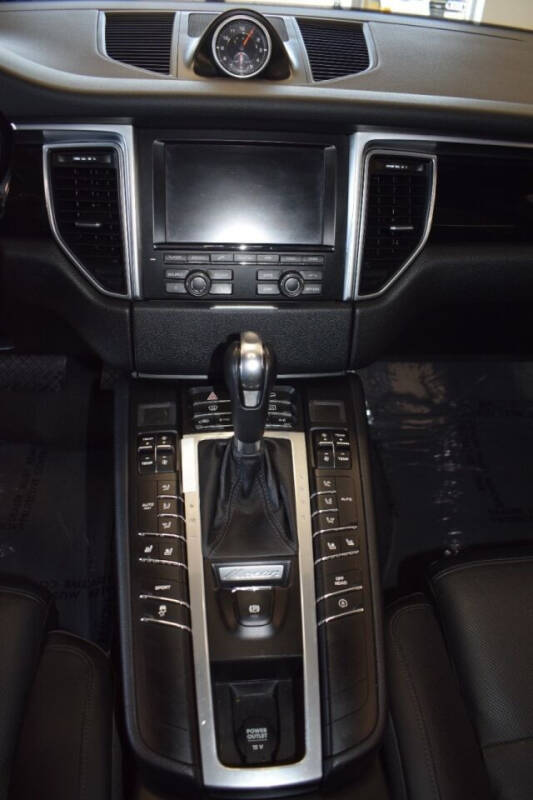 2016 Porsche Macan S