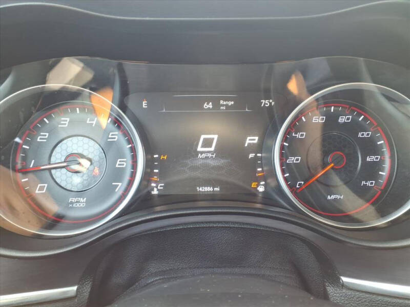 2015 Dodge Charger SE