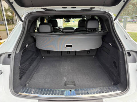 2024 Porsche Cayenne