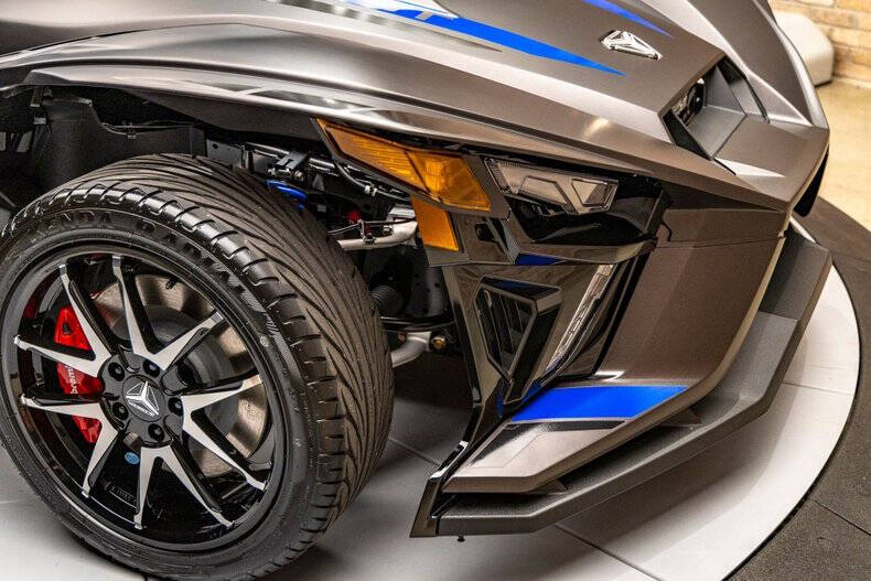 2023 Polaris Slingshot