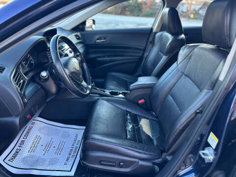 2013 Acura ILX 2.0L w/Premium