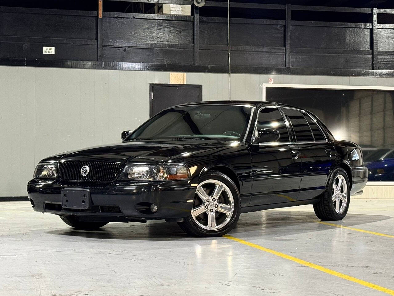 2003 Mercury Marauder for sale at Carnival Car Company in Victoria, TX