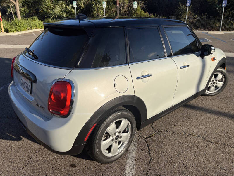 2016 MINI Hardtop 4 Door Cooper