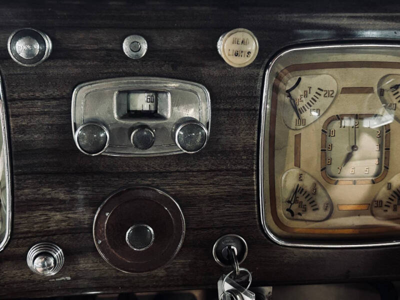 1937 Chrysler Airflow