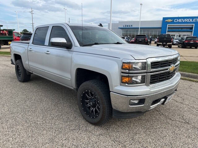 Used 2015 Chevrolet Silverado 1500 LT with VIN 3GCUKREC0FG427895 for sale in Bloomington, IL