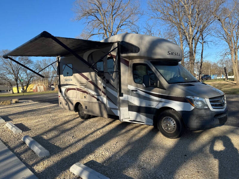 2016 Thor Motor Coach Siesta SA