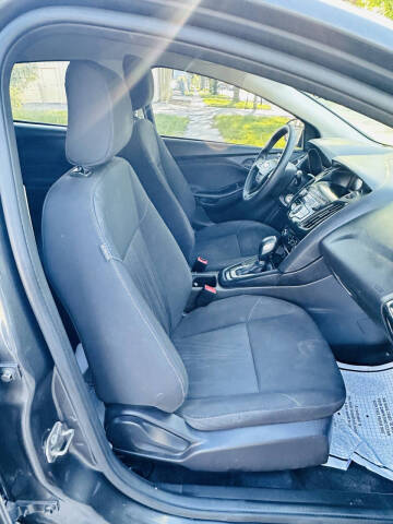 2018 Ford Focus S