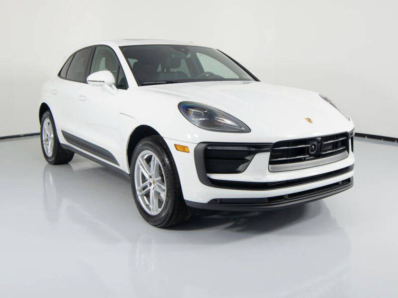 2025 Porsche Macan