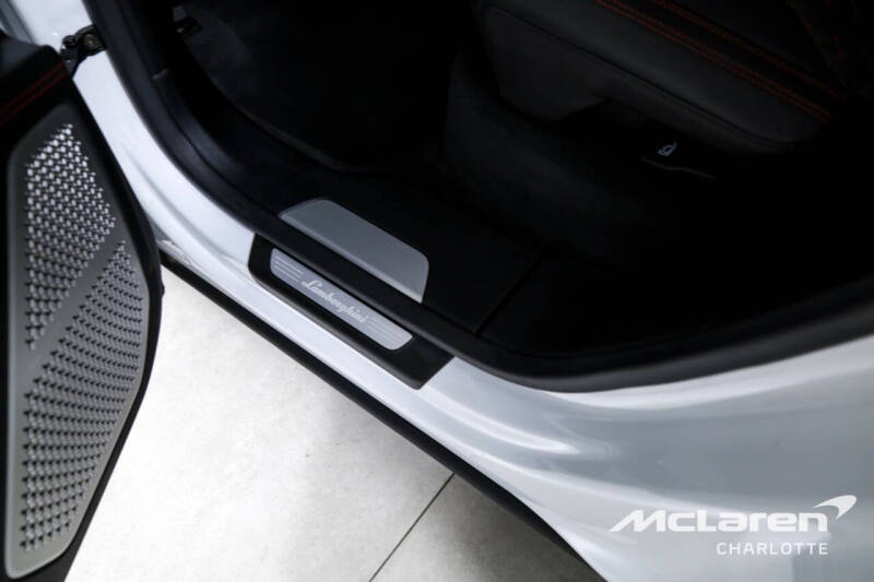 2022 Lamborghini Urus