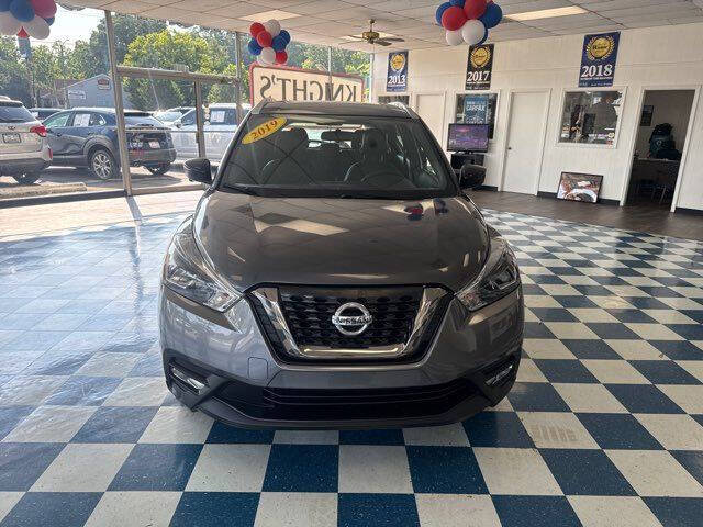 2019 Nissan Kicks SR
