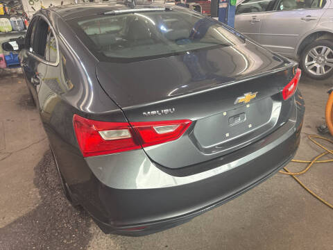 2017 Chevrolet Malibu LT
