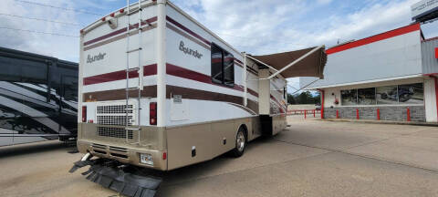 2003 Fleetwood RV BOUNDER 38N