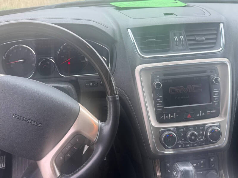 2016 GMC Acadia Denali