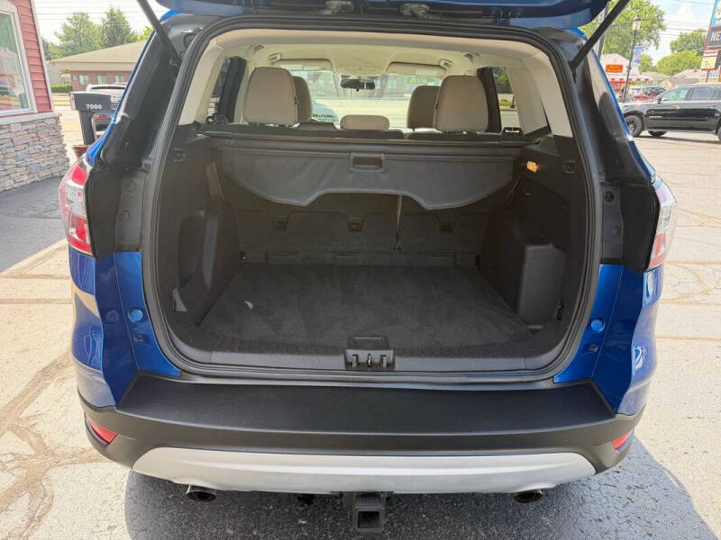 2017 Ford Escape SE